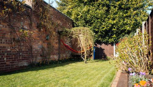 Bradley's Hideaway With Private Garden - Foto 2, Garden, Garden view