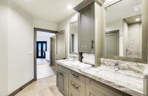 Pelican Bay Retreat | Seasonal Resort Living in Pebble Creek - Foto 14