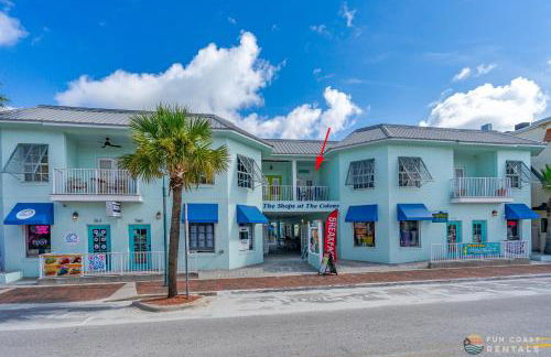 ON Flagler Avenue! Dog Friendly with Balcony and Parking Walk to the Beach! - Foto 6