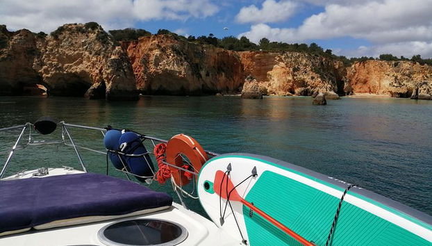 Tarde de iate em lagos com bebidas, tapas, pranchas de remo e caiaque - Foto 5