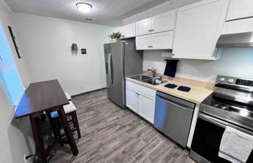 I-95 and Tanger Outlets. Pet Yes - Photo 20