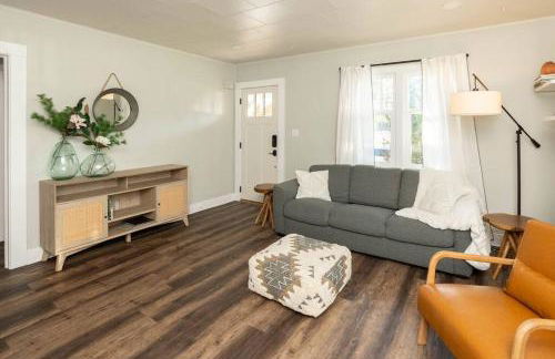 Charming Cozy Cottage with Hot Tub - Foto 29