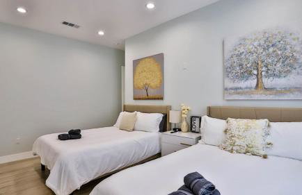 H&H New Built 2023 Hidden Gem Heart of OC 3 Queen Beds - Foto 32