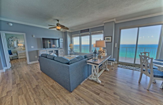Cozy Oceanfront Condo with Beachside Pool - Unit 1602 by RedAwning - Foto 22