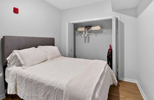 Stylish Downtown Escape Near IU and Cafes - Foto 28