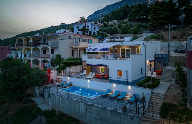 Pool Apartment Yellow Sun Omiš - Photo 24