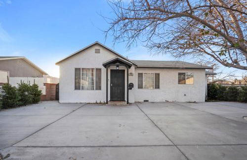 Cozy single story 2 bdrm family home near the BLVD - Foto 28