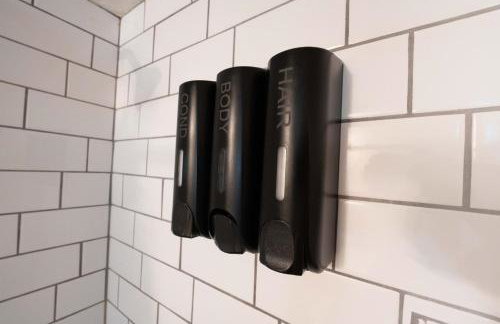 Spring Dream 2BR Apt with Parking in the Heart of DT - Foto 19