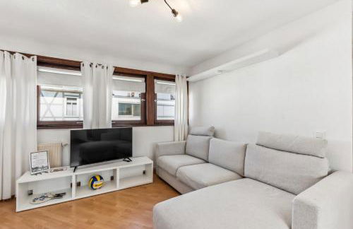 CREW BEDS - APARTMENT in Gifhorn - For 4 People - 50m2, 1x Bedroom, 4x Single Bed, Free Coffee, WiFi & Parking - 24h CHECK IN #GF01 - Foto 10