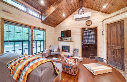 McAlester Vacation Rental with Private Hot Tub - Foto 6