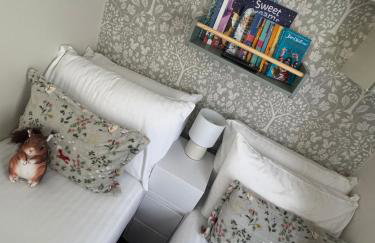 The Squirrel's Nest Stylish Modern Caravan Stay - Foto 19