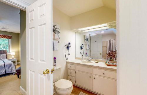 Theater Room! Waterfront Family Haven in Salisbury - Foto 23