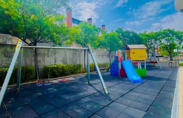 Chalet Familiar Jardín a 15 min centro y Warner - Foto 31