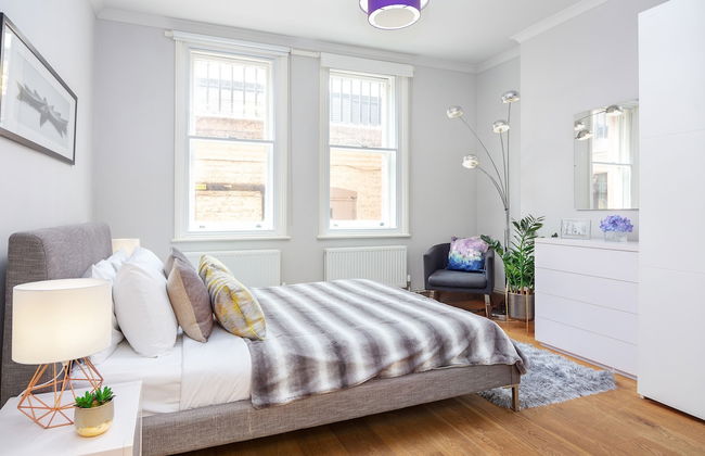 One Bed Serviced Apts near Oxford Street - Photo 4