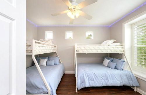 Timeless Traditions PoolHeat & Golf Cart Deals - Foto 39