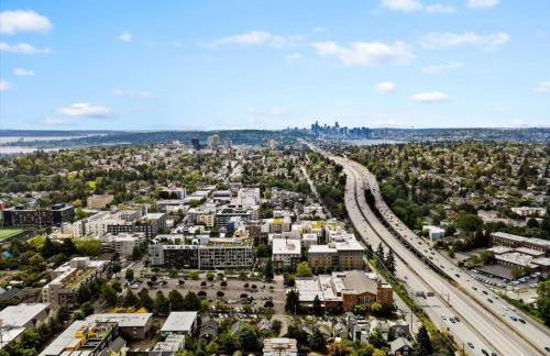 3BR 2.5BA ROOFTOP VIEW GREEN LAKE HIDEAWAY - Foto 12