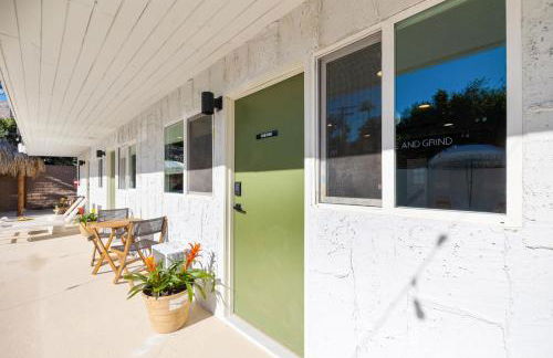 The Maya - Entire Hotel Buyout - Private Gym - Private Game Room - Private Living Area - Foto 40