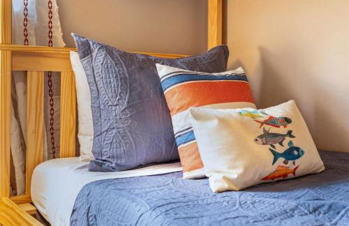 Charming Sister Bay Home Backyard Oasis & HotTub - Foto 43