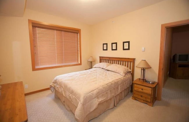 Keremeos Creek Crossing by Apex Accommo - Photo 2