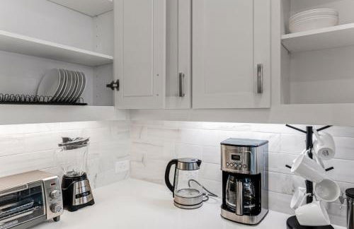 Luxury Oasis - Glam Decor, Putting Green, Arcade Fun & EV Station - Foto 25