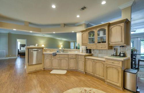 Waterfront Georgetown Retreat on Lake George! - Foto 10