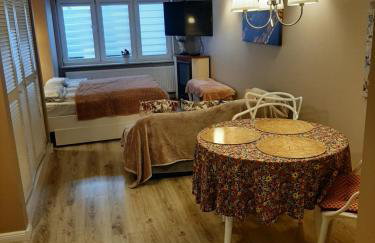 Apartamenty na przedmieściach RADZYMINA z prywatnym parkingiem i ogrodem FAKTURA - Foto 29