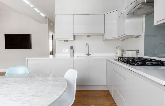 Radiant 2 Bed Flat near Portobello - Foto 13