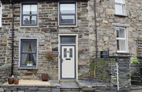 Tŷ Ar Y Tro - Foto 1