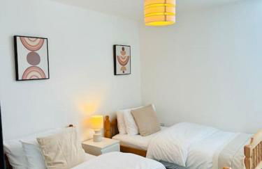 Apartment with Balcony near Chatham Dockside - Foto 3