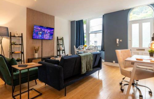 Spacious 3 bed, Parking, Long stays welcome, Relocators, Families, Contractors - Foto 24