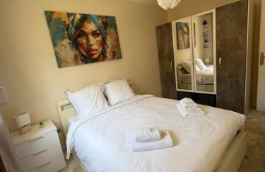 Elegant Apartment Terrace Port of Nice - Photo 6