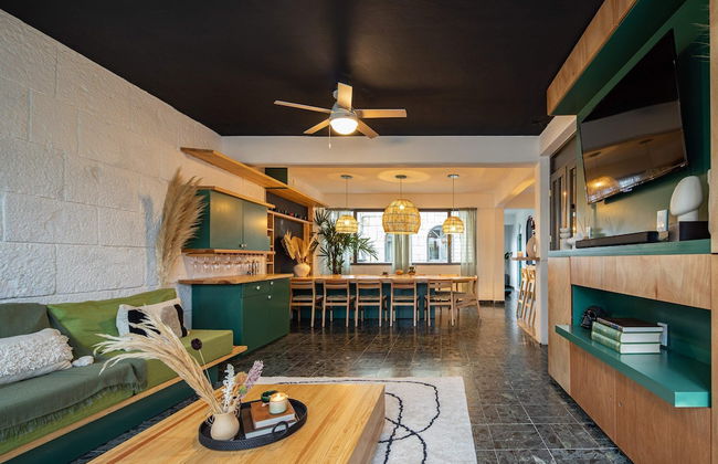 Rooftop Hot Tub 3 levels 5br in Villa - Foto 34