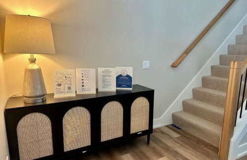 Luxe by the Lake - Pool Access - Photo 17