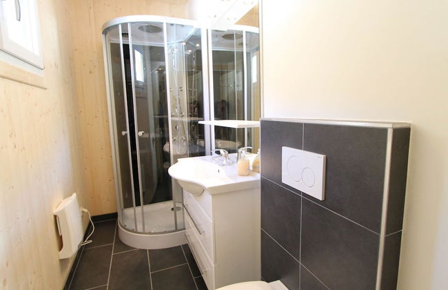 Lavish Wooded Chalet with Sauna & Hot Tub in Hohentauern - Photo 13