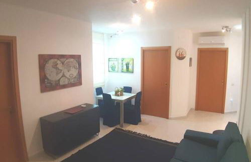 Casetta Emma, trilocale Elmas, areoporto elegante silenzioso - Foto 12