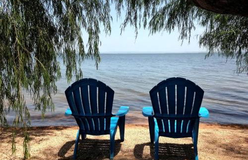 Peaceful Lakefront Cabin with Loft, Beach Access & Sunset Views in Buchanan Dam, Texas - Foto 21