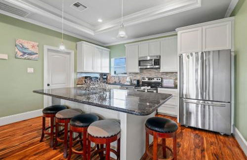 Charming Beachside Retreat: Steps from the Sand and Surf - Foto 4