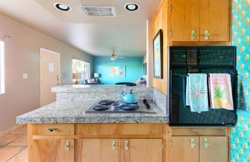 Mid century modern condo near Old Town, pool & BBQ - Foto 5