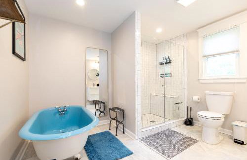 NEW Casa Azul - 2 king Beds Yard HOT TUB! - Foto 28