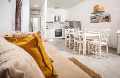 Moderno e ampio trilocale - Photo 1