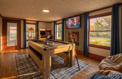 Private Pickleball Pool Game Room 5 BR - Photo 3