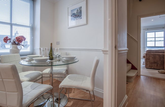 South Beach View- 2 Bedroom - Tenby - Foto 17