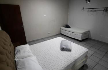 Casa com piscina, área gourmet, Ar condicionado - Foto 6