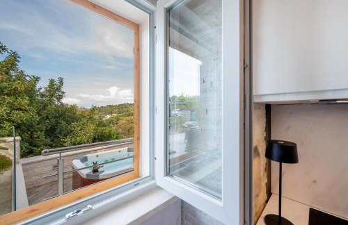 Uniquely designed Villa Ivana with outdoor Jacuzzi nearby the pebble Banje beach at the Island of Solta - Photo 40