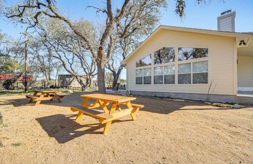 Pin Oak Farmhouse with Patio in Dripping Springs - Foto 30