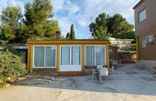 Encantador alojamiento con acceso a piscina compartida - Photo 3