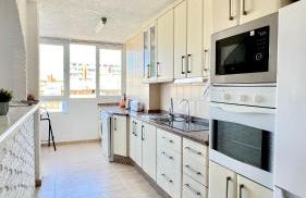 Magnífico Ático 4 hab frente a la playa con piscinas parking incluido por keywise - Foto 20