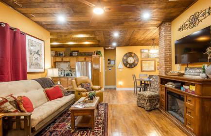 Stockyards 5 mins, New, Sleeps 8 Cedar House, TCU - Foto 33