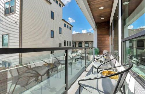 The Suite Spot! Downtown Skyline Views! Sleeps 12 - Foto 14