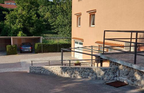 Two Bedroom Apartment - Photo 30